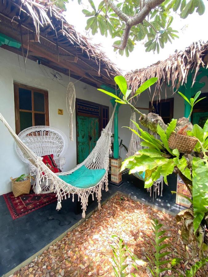 The Bodhi Tree Karimunjawa Hostel Εξωτερικό φωτογραφία