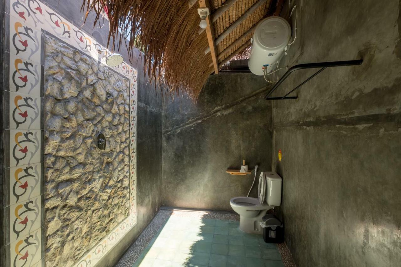 The Bodhi Tree Karimunjawa Hostel Εξωτερικό φωτογραφία