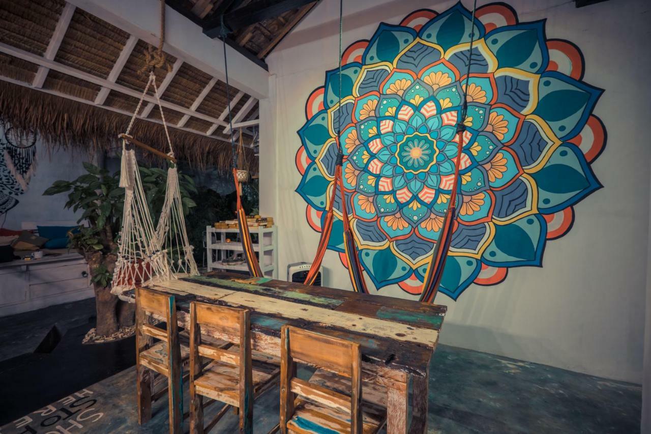 The Bodhi Tree Karimunjawa Hostel Εξωτερικό φωτογραφία