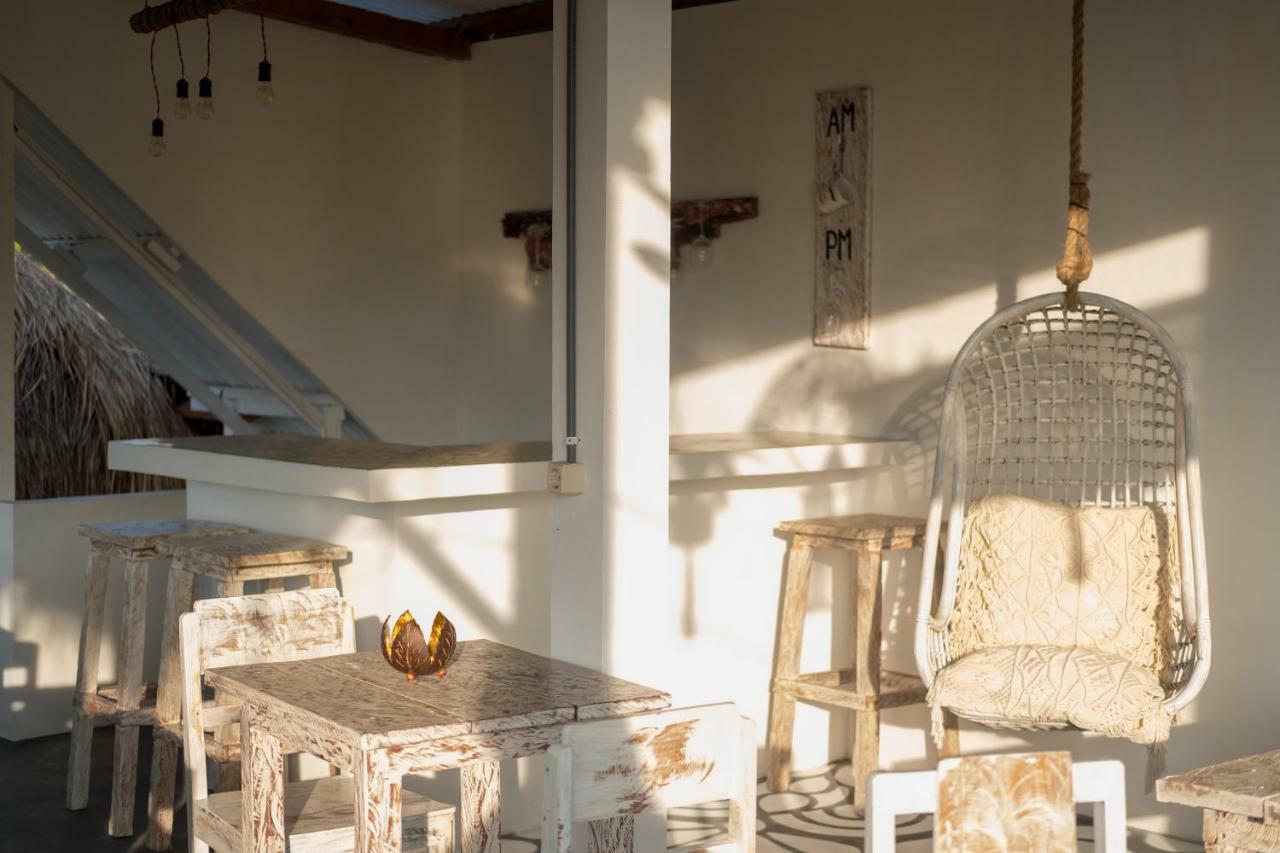 The Bodhi Tree Karimunjawa Hostel Εξωτερικό φωτογραφία