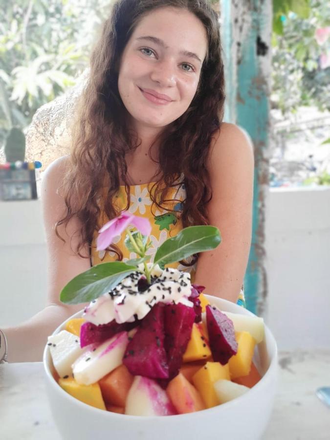 The Bodhi Tree Karimunjawa Hostel Εξωτερικό φωτογραφία